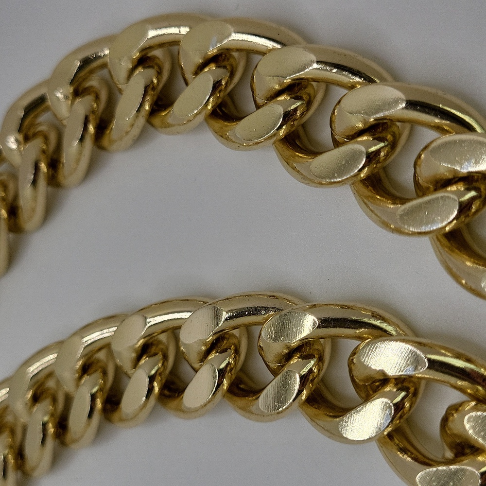Women's Gold Tone Wide Cuban Link Chain Belt 42" end to end 3/4" width - Picture 10 of 11